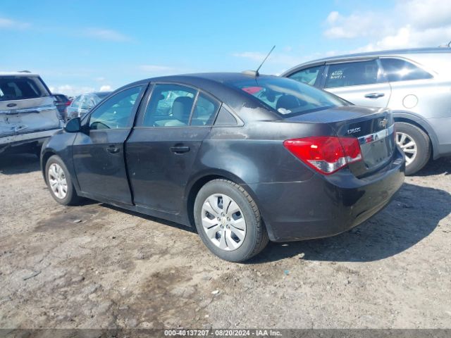 1G1PA5SH4F7296063 Chevrolet Cruze Ls Auto