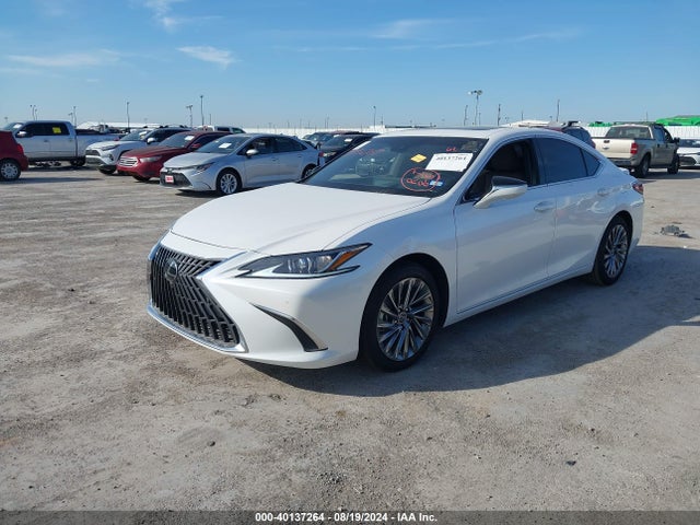 58AEA1C1XRU043753 Lexus Es 300h Luxury