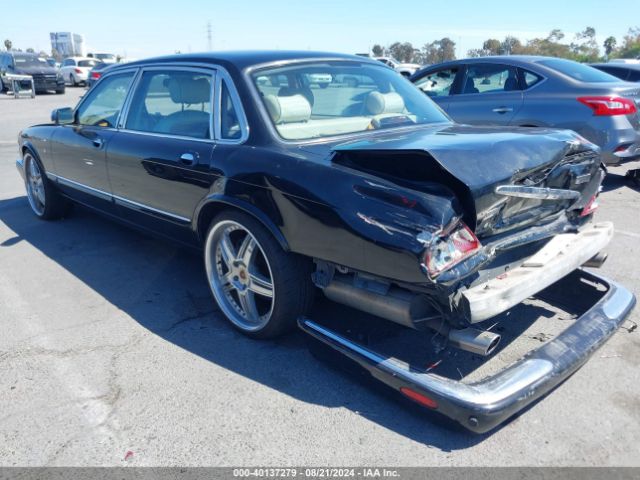 2003 JAGUAR XJ SAJDA25BX3MF50344 Photo 2