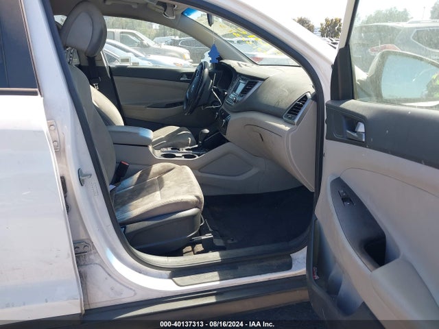 Hyundai TUCSON SE 2016 KM8J33A41GU137946 Image 5