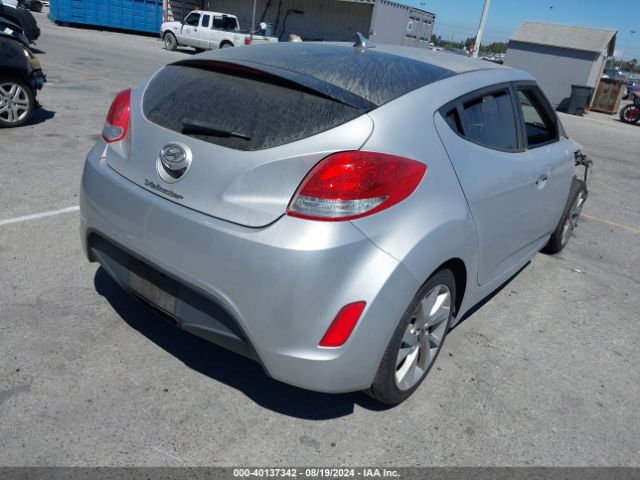 KMHTC6AD3HU305064 Hyundai Veloster