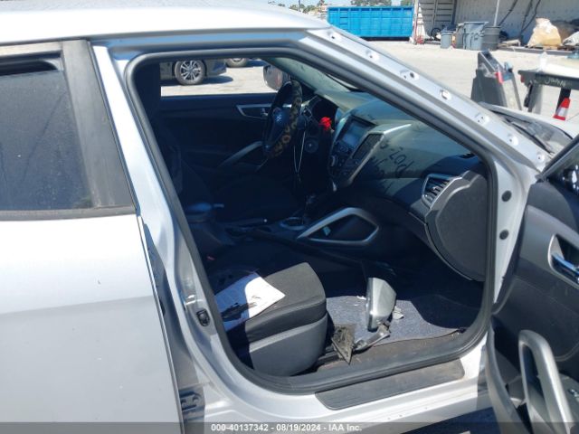 KMHTC6AD3HU305064 Hyundai Veloster