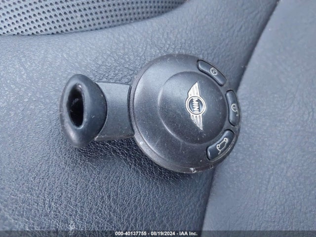 2008 MINI COOPER S WMWMF73538TT90275 Photo 10