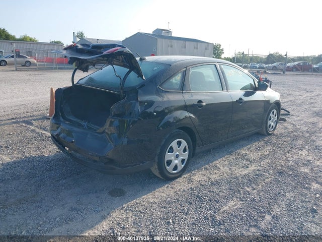 Ford FOCUS S 2017 1FADP3E26HL229226 Image 4