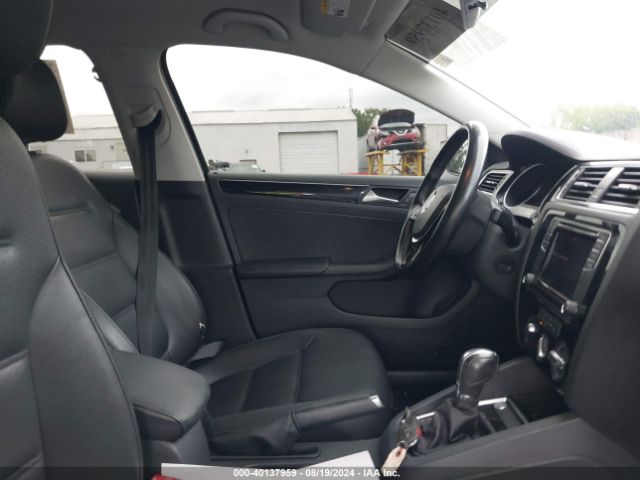 3VWL17AJ4GM403851 Volkswagen Jetta 1.8t Sel