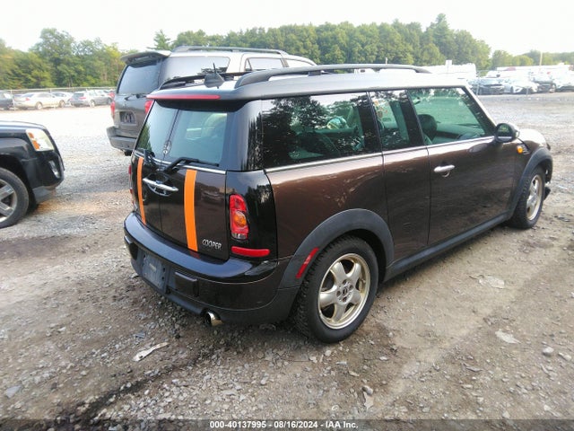 2010 MINI COOPER CLUBMAN WMWML3C50ATX51114 Photo 3