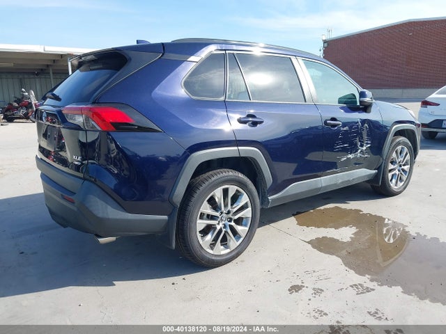 Toyota Rav4 Xle Premium 2019 2T3A1RFV7KC026751 Image 4