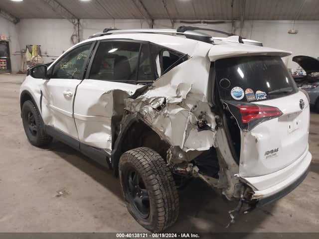 Toyota RAV4 LE 2017 2T3BFREV3HW625550 Image 3