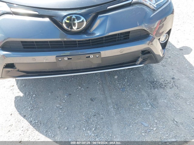 Toyota Rav4 Limited 2017 JTMDFREV8HD209774 Image 17