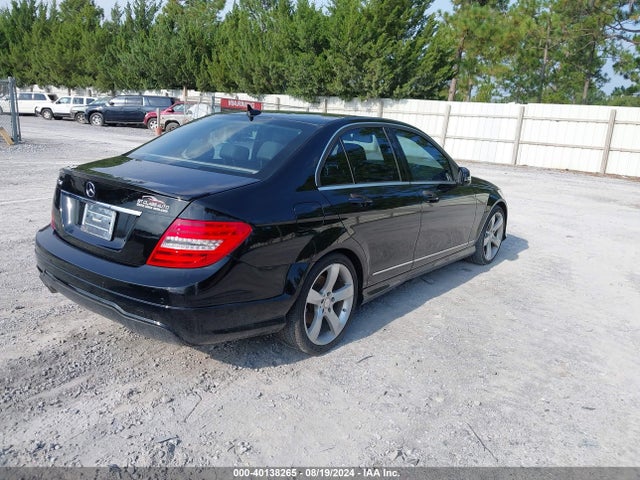 WDDGF4HB5EA966006 Mercedes-Benz C 250 Luxury/sport
