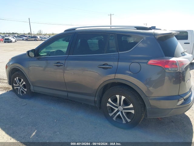 Toyota RAV4 LE 2017 JTMZFREVXHJ131411 Image 14