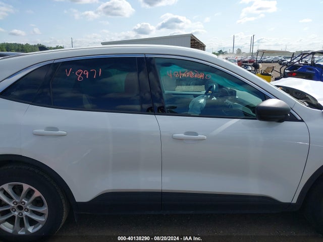 Ford ESCAPE SE 2022 1FMCU0G69NUB68971 Image 14