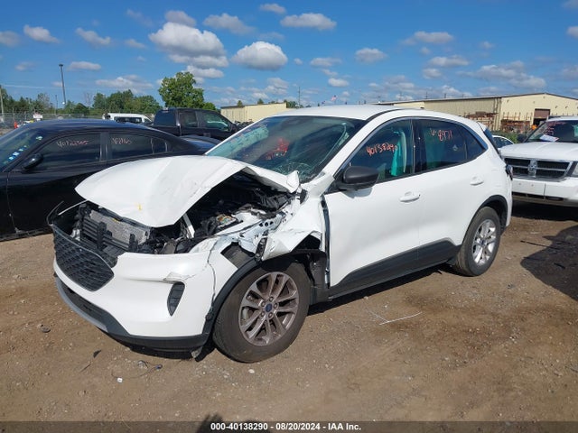 Ford ESCAPE SE 2022 1FMCU0G69NUB68971 Image 2