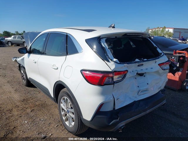 Ford ESCAPE SE 2022 1FMCU0G69NUB68971 Image 3