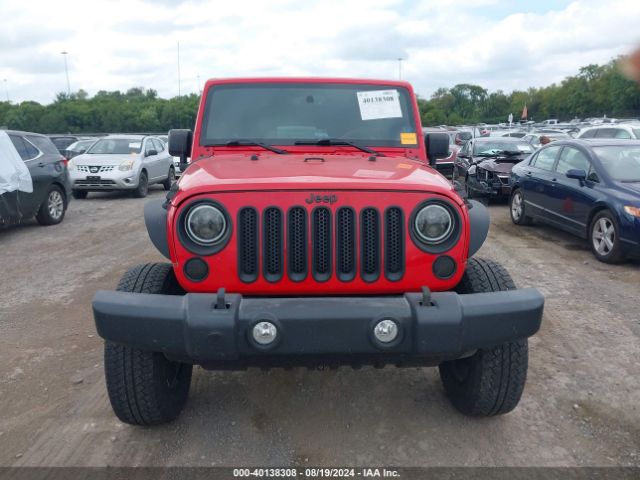1C4BJWEG8FL535356 Jeep Wrangler Unlimited Sahara