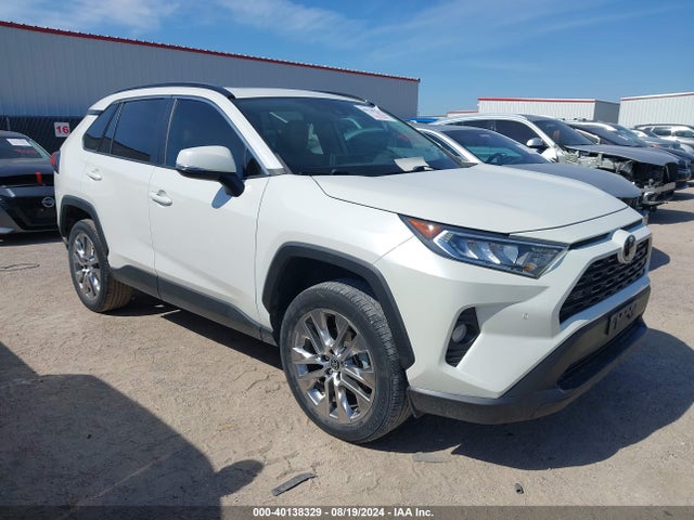 Toyota Rav4 Xle Premium 2021 2T3C1RFV1MW126435 Image 1