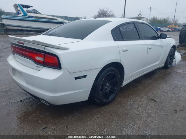 2C3CDXHG8EH262240 Dodge Charger Sxt