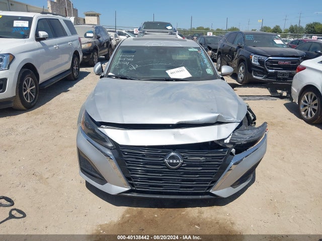 1N4BL4EV0PN369388 Nissan Altima Sl Fwd