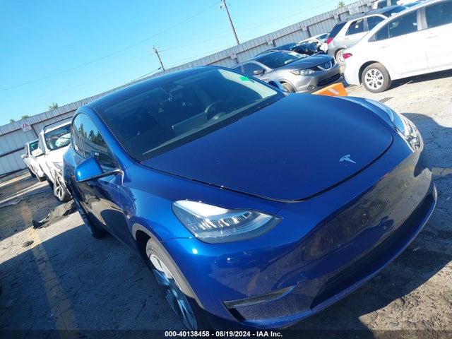 2023 TESLA MODEL Y 7SAYGDEE3PA124219 Photo 0