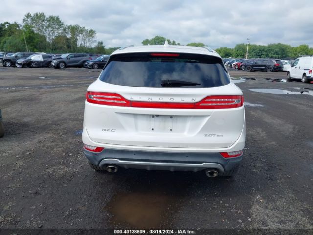 5LMCJ1D95JUL18482 Lincoln Mkc Premiere