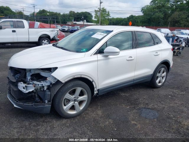 5LMCJ1D95JUL18482 Lincoln Mkc Premiere