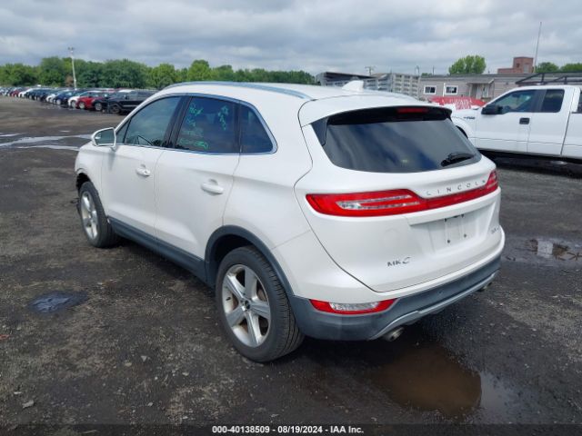 5LMCJ1D95JUL18482 Lincoln Mkc Premiere