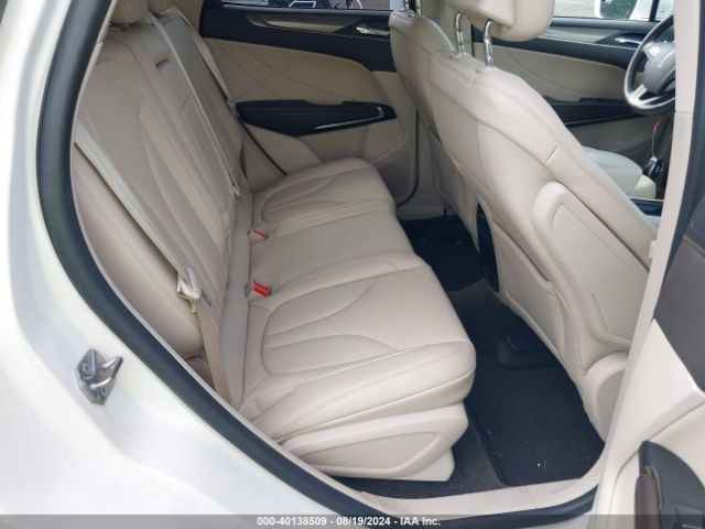 5LMCJ1D95JUL18482 Lincoln Mkc Premiere