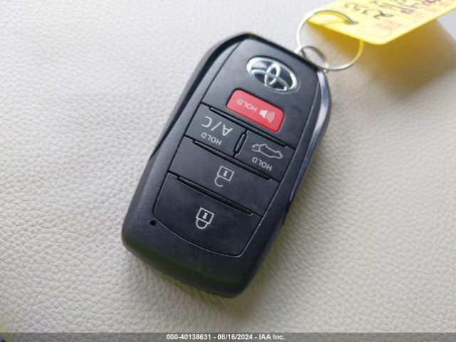 2024 TOYOTA BZ4X JTMAAAAA2RA034107 Photo 10
