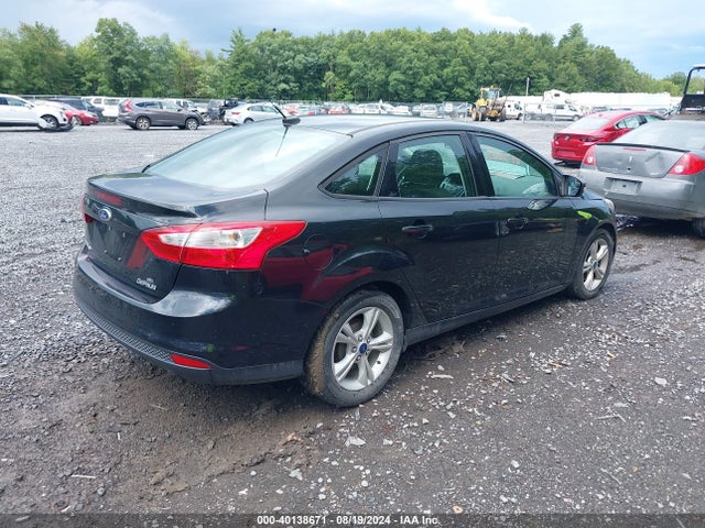 Ford FOCUS SE 2014 1FADP3F27EL454667 Image 4