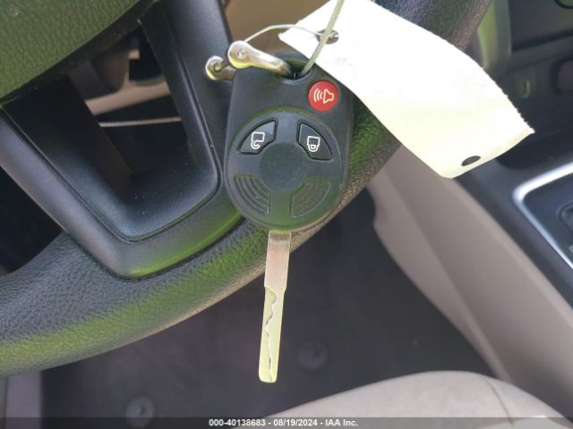 1FMCU0GD2JUA87173 Ford ESCAPE SE