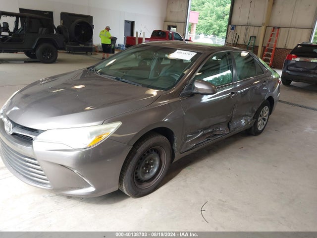 Toyota CAMRY LE 2015 4T1BF1FK1FU078127 Image 2