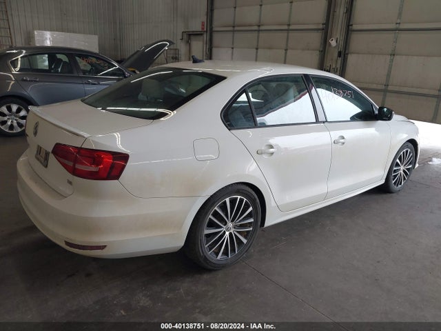 3VWD17AJ1FM405818 Volkswagen Jetta 1.8t Sport