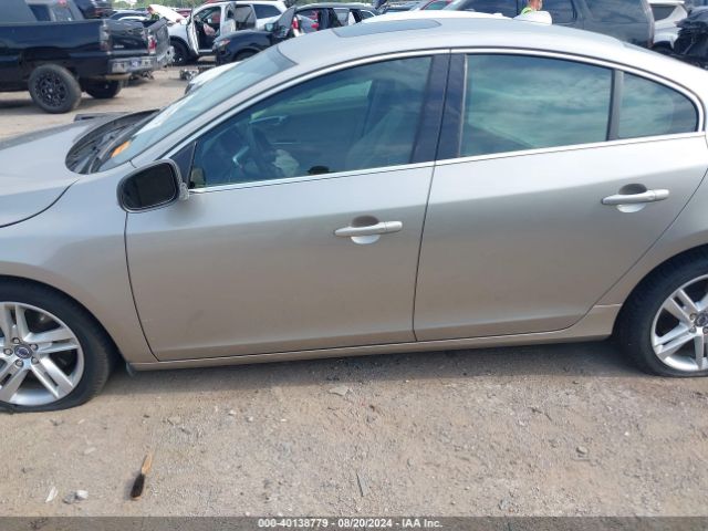 YV1612FS4E1285891 Volvo S60 T5