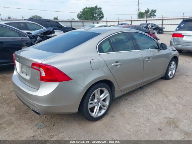 YV1612FS4E1285891 Volvo S60 T5