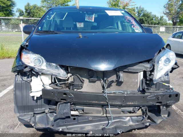 5TDKZ3DC2LS059752 Toyota SIENNA LE