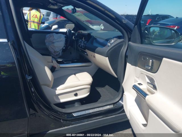 W1N4N4GB7MJ215949 Mercedes-Benz GLA 250