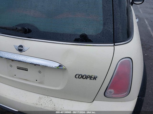 2005 MINI COOPER WMWRC334X5TJ65636 Photo 5