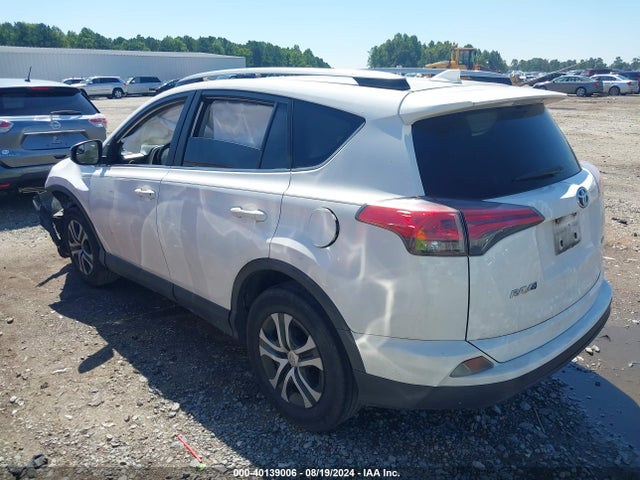 Toyota RAV4 LE 2018 JTMZFREV2JJ184075 Image 3