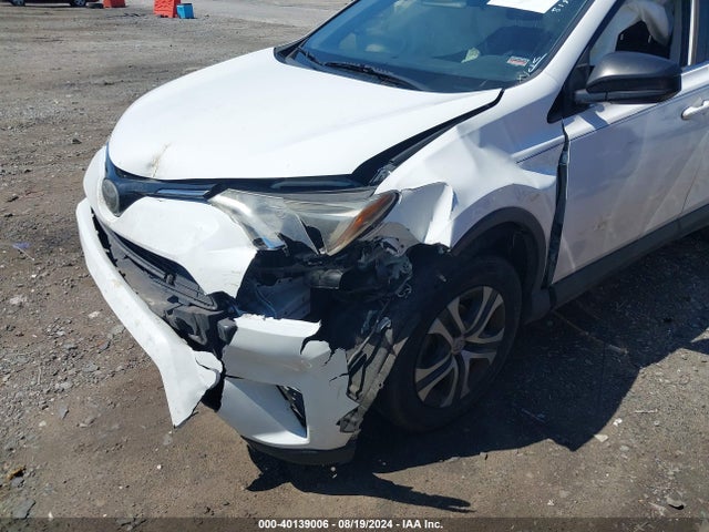 Toyota RAV4 LE 2018 JTMZFREV2JJ184075 Image 6