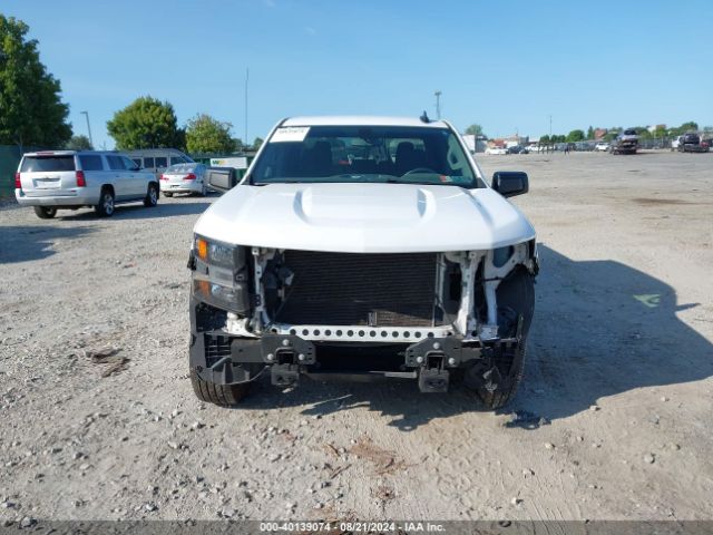 3GCPYBEH6KG175854 Chevrolet Silverado 1500 Custom