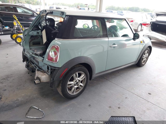 2012 MINI COOPER WMWSU3C56CT254298 Photo 3