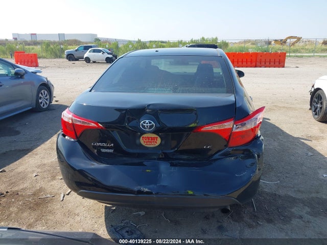 Toyota COROLLA LE 2018 5YFBURHE5JP847184 Image 16