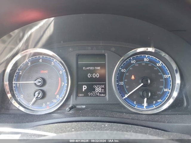 Toyota COROLLA LE 2018 5YFBURHE5JP847184 Image 7