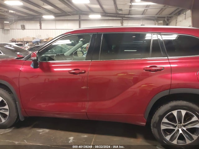 Toyota Highlander Xle 2021 5TDHZRBH1MS544025 Image 15