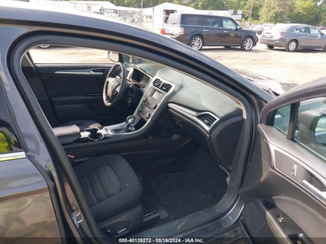 3FA6P0H79GR261571 Ford FUSION SE