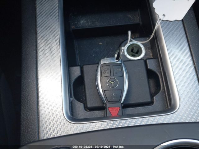 WDCGG5HB1FG438131 Mercedes-Benz GLK 350