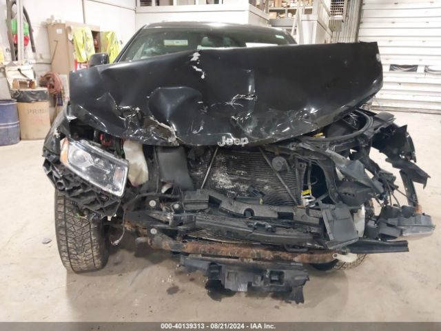 1C4RJFAG4FC893073 Jeep Grand Cherokee Laredo