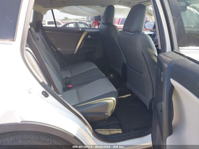 Toyota Rav4 Xle 2014 JTMWFREV1EJ001645 Image 8