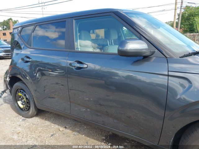 KNDJ23AU1R7913615 KIA SOUL LX