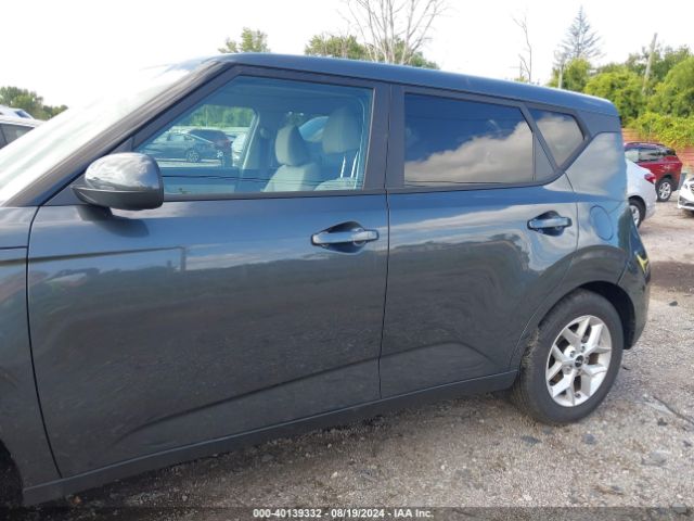 KNDJ23AU1R7913615 KIA SOUL LX